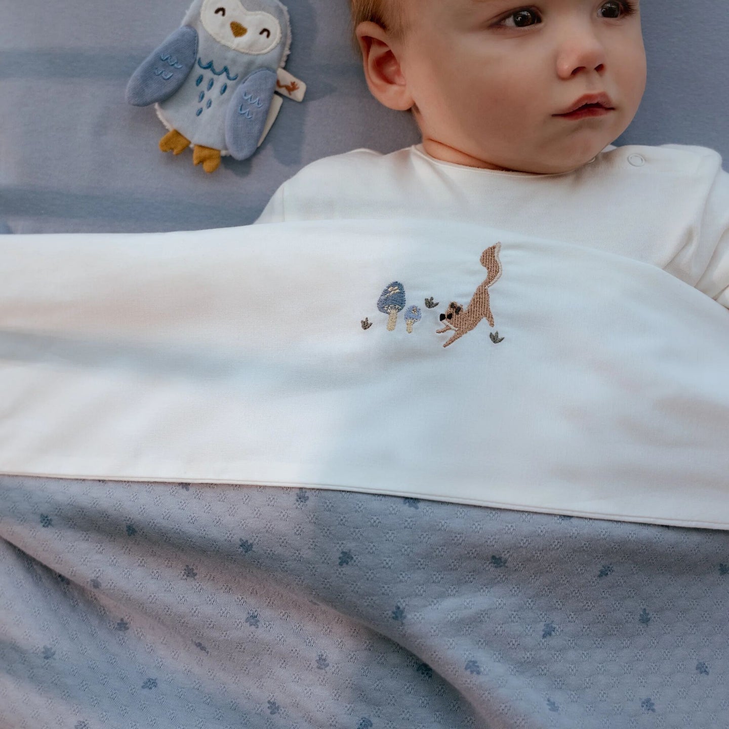 LITTLE DUTCH. Summer blanket Pure Denim Blue 110x140 - Image 4