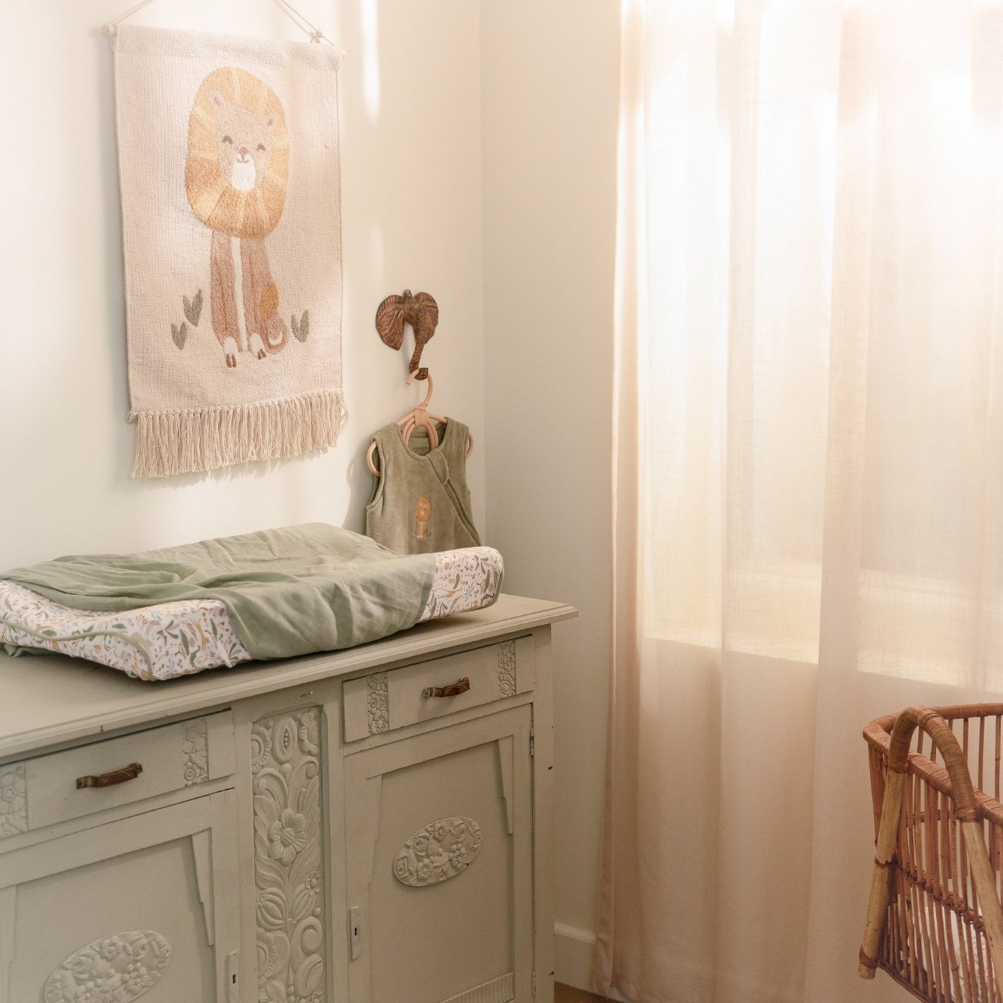 LITTLE DUTCH. Safari Wonders Changing Pad Cover - Image 6