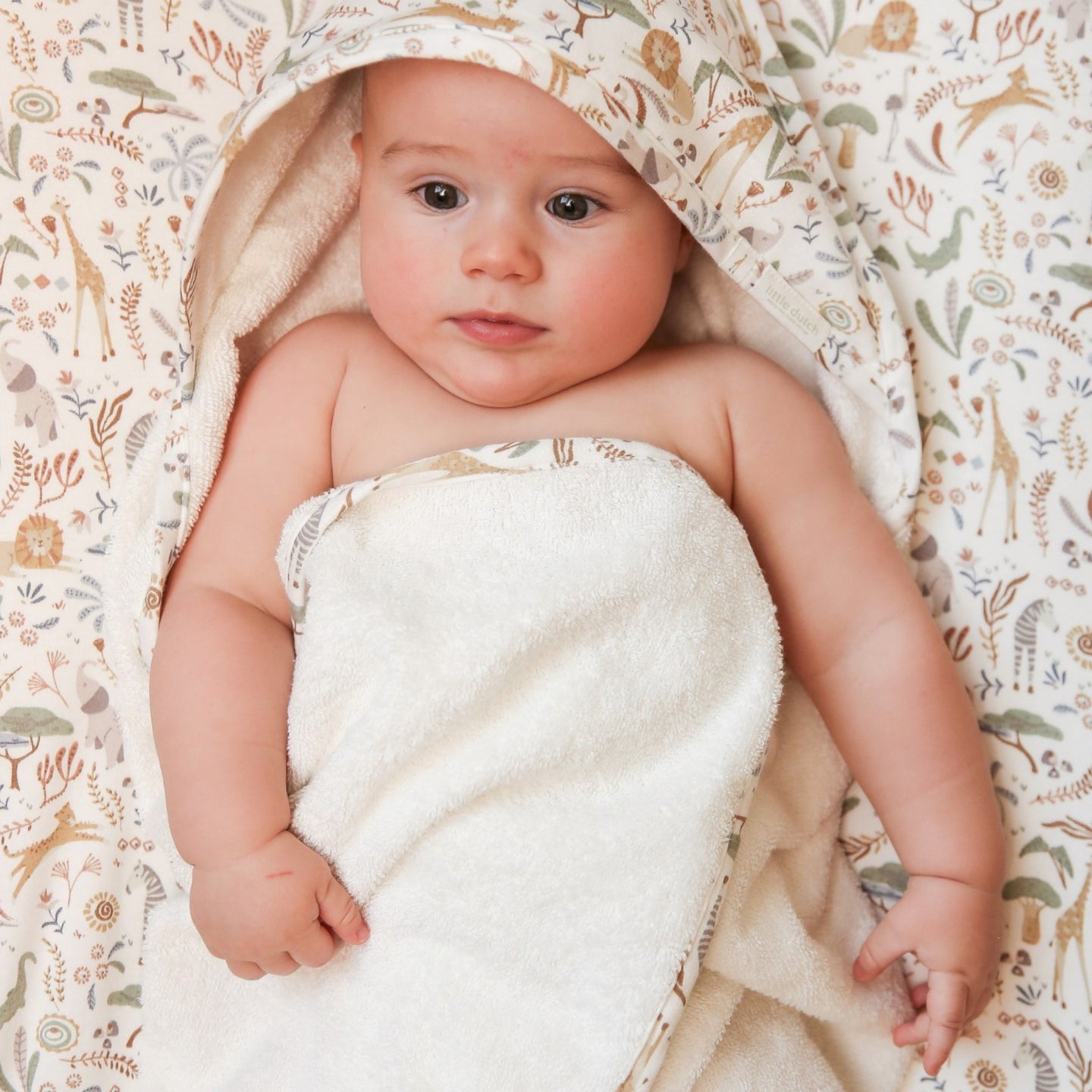 LITTLE DUTCH. Safari Wonders Bath Towel 100x100 - Image 2