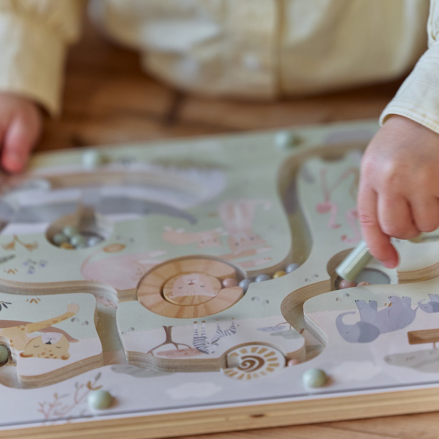 LITTLE DUTCH. Safari Friends FSC magnetic maze - Image 6