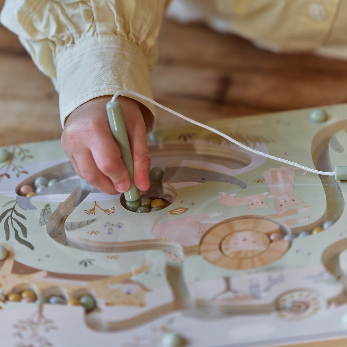 LITTLE DUTCH. Safari Friends FSC magnetic maze - Image 7
