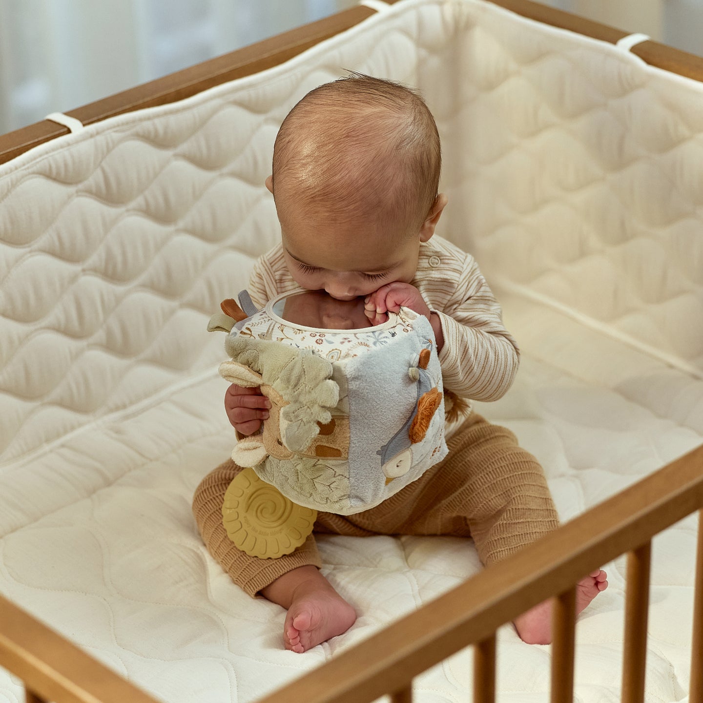 LITTLE DUTCH. Safari Friends GRS fabric activity cube - Image 8