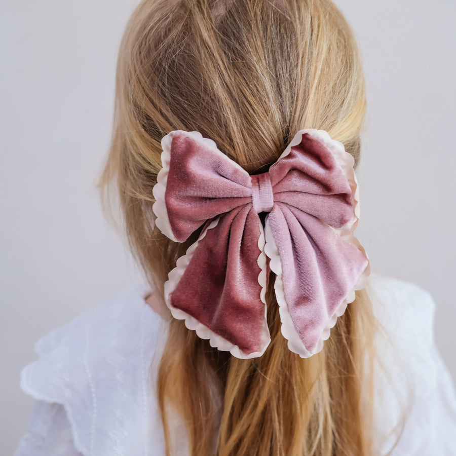 MIMI & LULA SCALLOPED EDGE VELVET BOW - Image 2