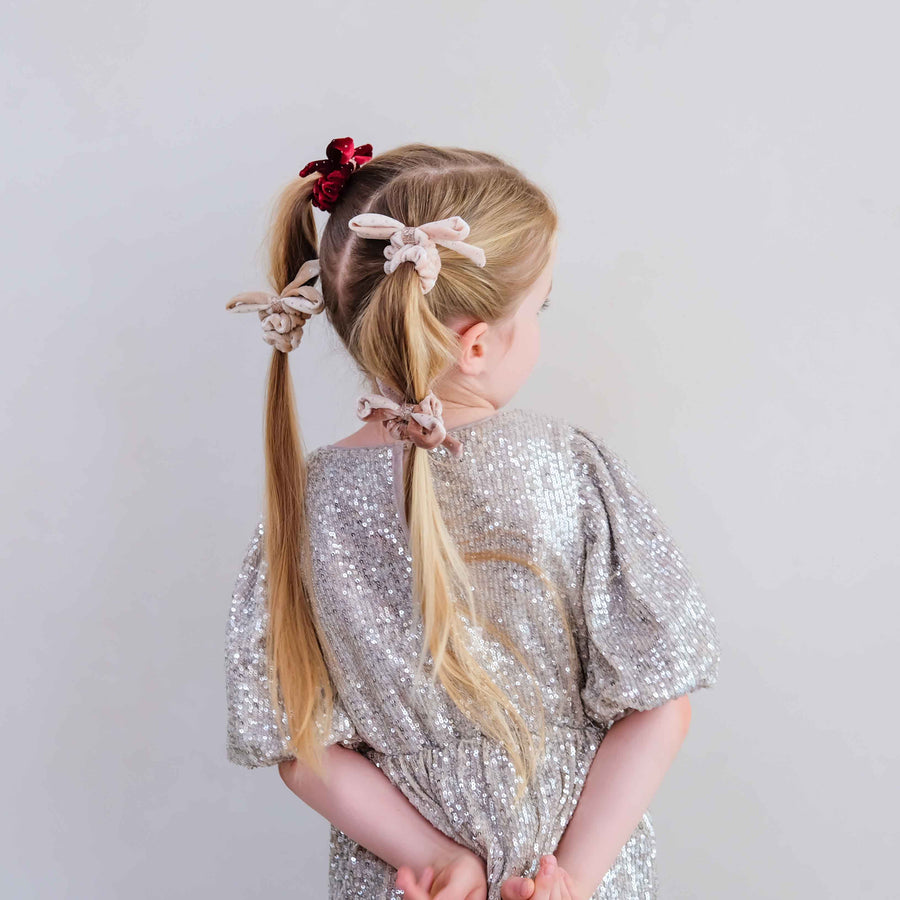 MIMI & LULA VELVET BOW SCRUNCHIES - Image 3