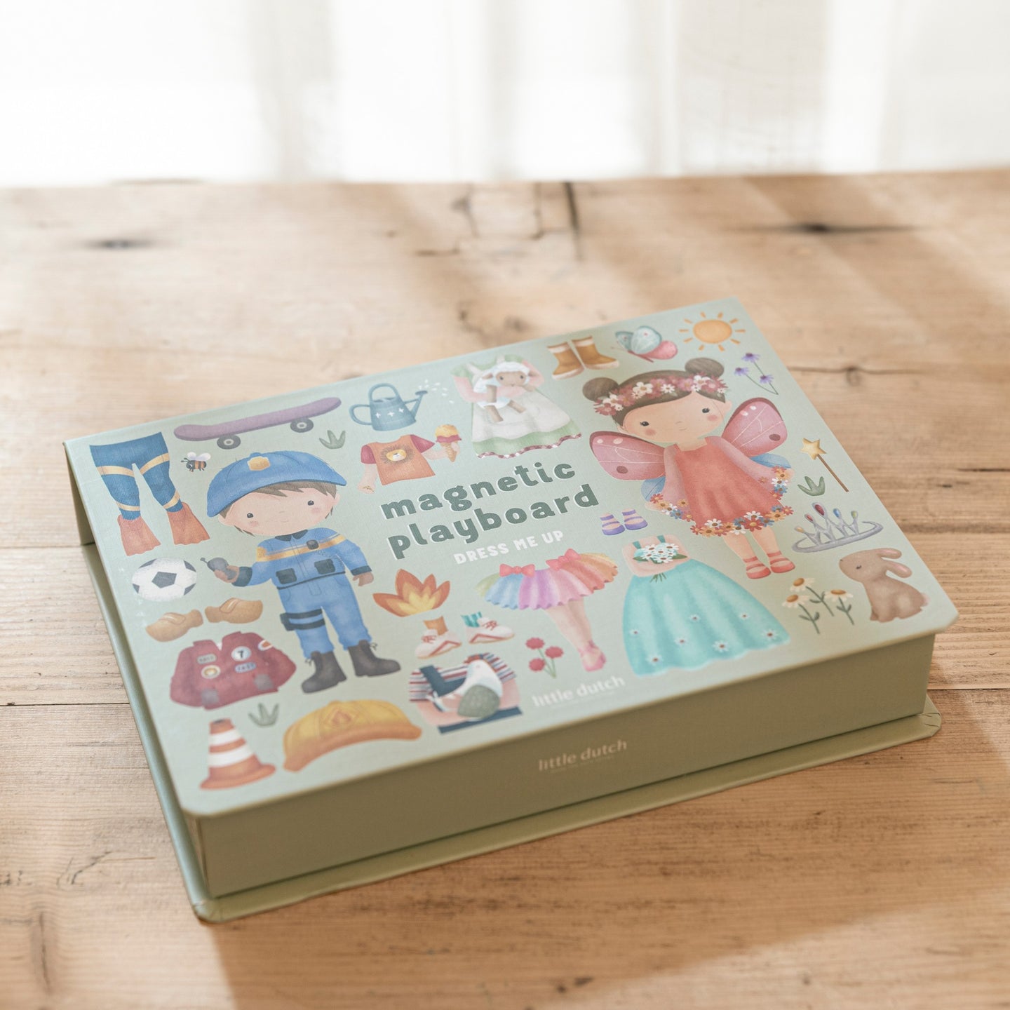 LITTLE DUTCH. Magnetic play board Jim & Rosa dress-up FSC - Image 3